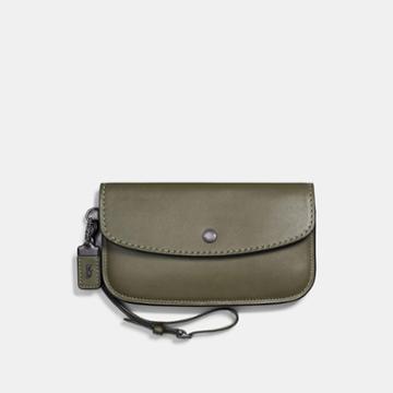 Coach 1941 Clutch