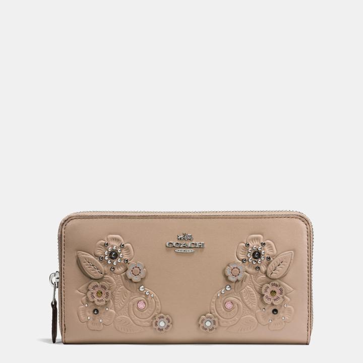 Coach Accordion Zip Wallet In Glovetanned Leather With Tea Rose Tooling