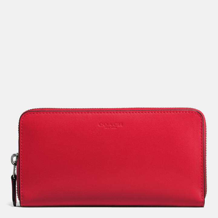Coach Accordion Zip Wallet In Glovetanned Leather
