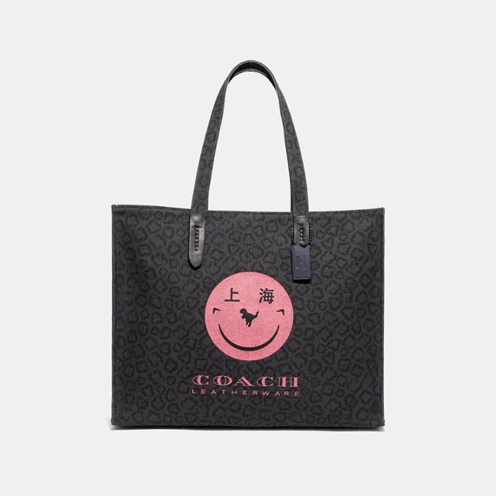 Coach Tote 42 With Rexy By Yeti Out