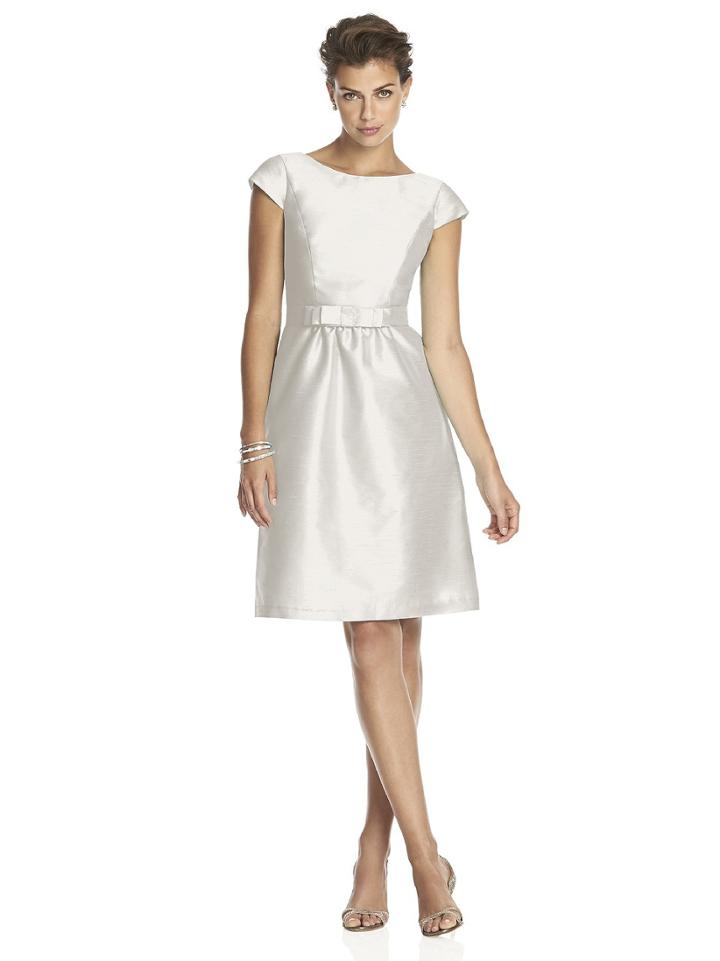 Alfred Sung - D570 Bridesmaid Dress In Snow White