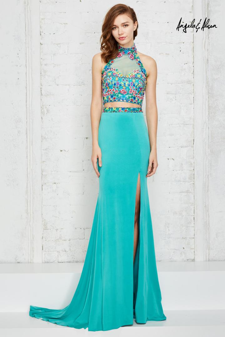 Angela And Alison - Daring Floral Embroidered Halter Neck Two-piece Jersey Dress 771124