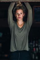 Joah Brown - For Keeps V-neck In Army Green