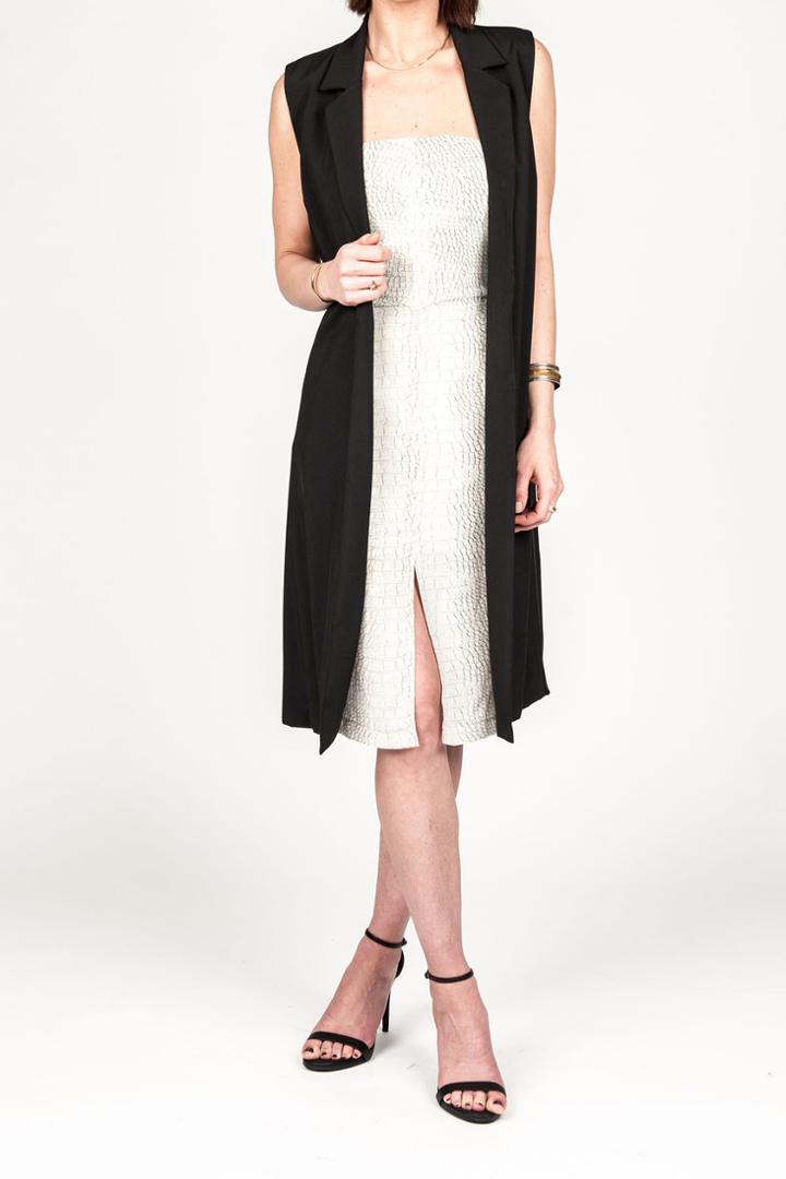 Donna Mizani - Vest In Black