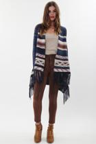 Goddis - Paxton Fringe Sweater In Silver Sand