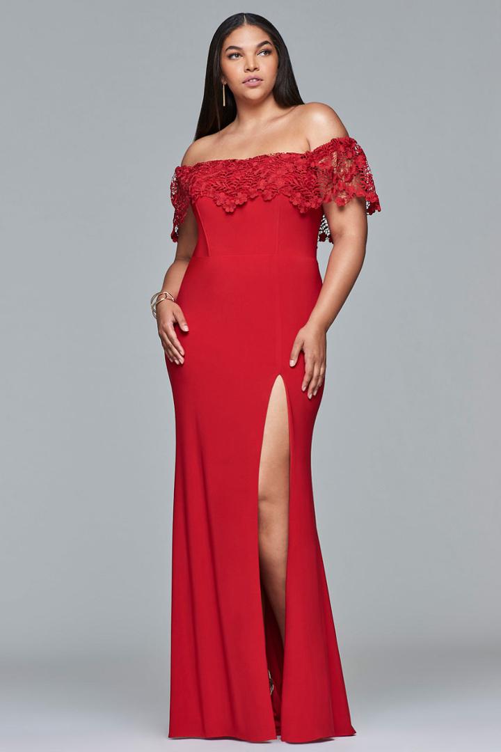 Faviana - 9422 Off Shoulder Lace Slit Evening Gown