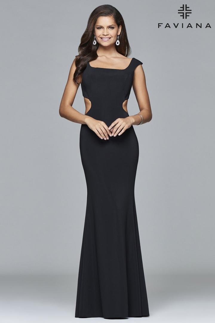 Faviana - 7988 Long Stretch Ottoman Dress With Zipper Detail