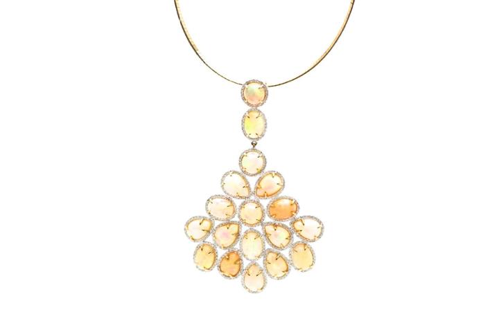 Tresor Collection - 18k Yellow Gold Pendant With Ethiopian Opal & Diamond