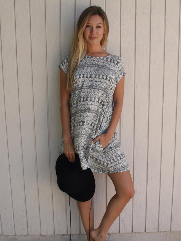 Tysa - Paris Dress In Wonderland