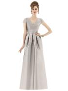 Alfred Sung - D657 Bridesmaid Dress In Oyster