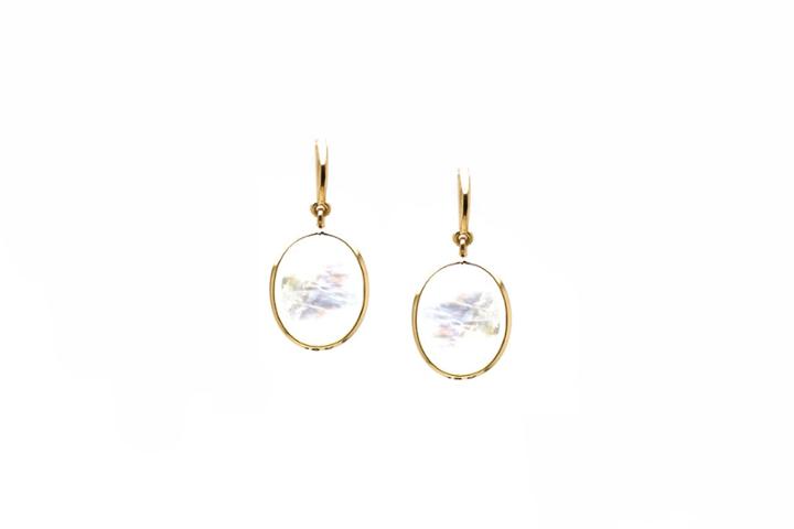 Tresor Collection - 18k Yellow Gold Earring With Rainbow Moonstone Smooth Oval Default Title