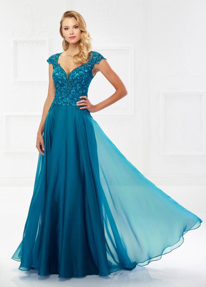 Montage By Mon Cheri - 118978 Queen Anne Chiffon A-line Gown