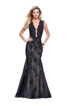 La Femme - 26120 Deep V-neck Scalloped Lace Mermaid Gown