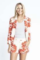 Karen Zambos - Coral Johnny Top