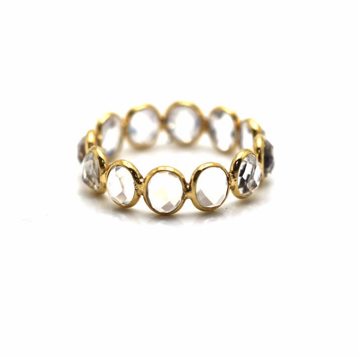 Tresor Collection - Rainbow Moonstone Faceted Oval Ring Band In 18k Yellow Gold