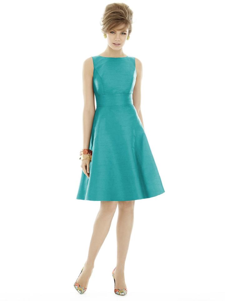 Alfred Sung - D681 Bridesmaid Dress In Azure