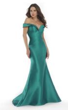 Morrell Maxie - 15647 Off Shoulder Mermaid Dress