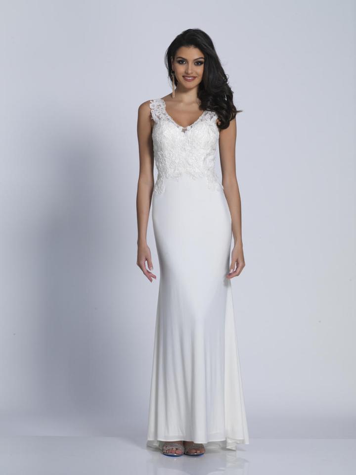Dave & Johnny - 3253 Lace V-neck Sheath Dress