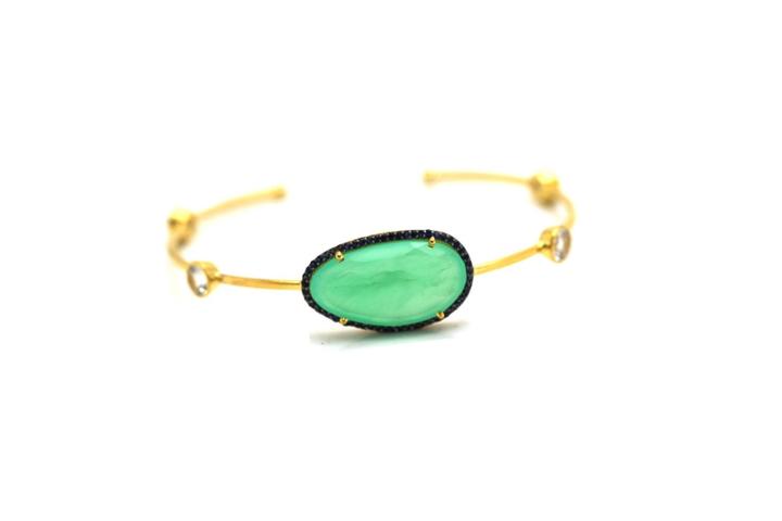 Tresor Collection - 18kt Yellow Gold Bangle With Chysopharse, White Sapphire & Blue Sapphire