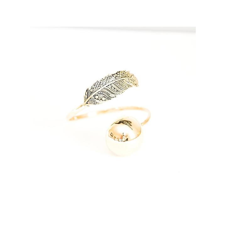 Beauty & The Beach - Bisjoux Feather Armlet