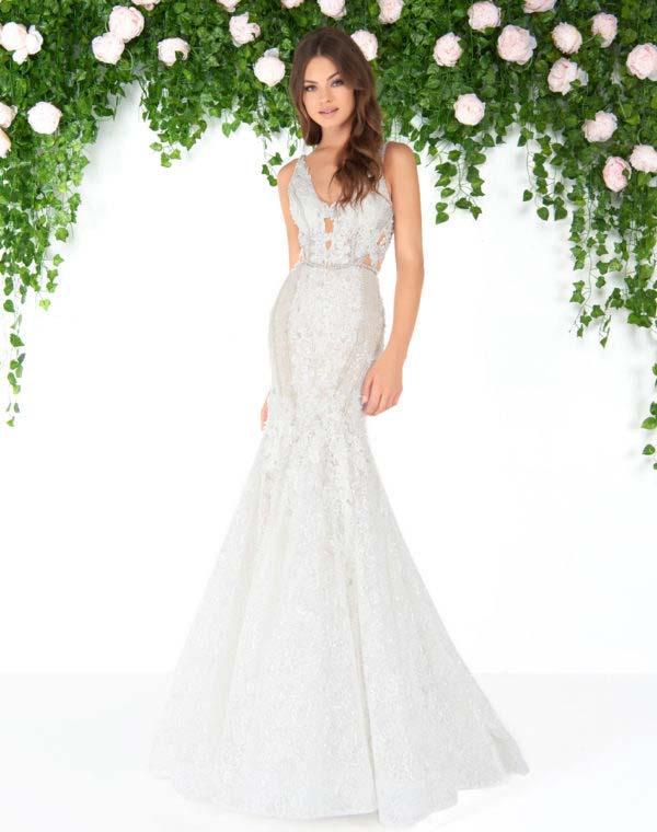 Mac Duggal - 79158d Bejeweled V-neck Trumpet Dress