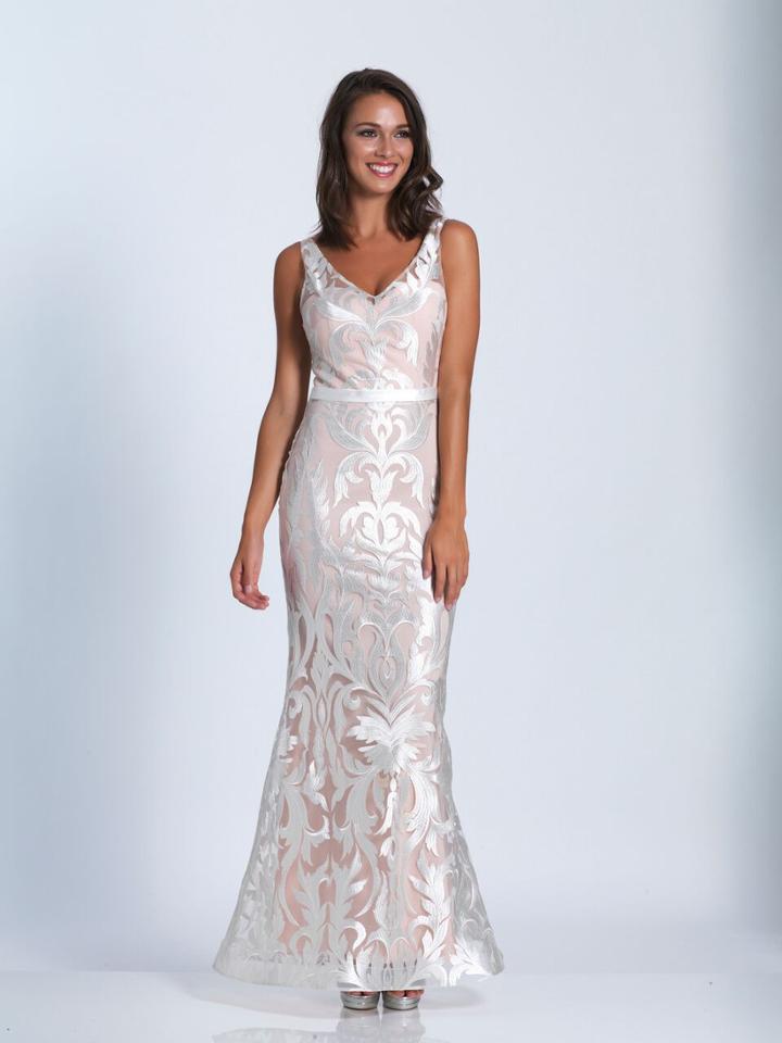 Dave & Johnny - 3527 Fitted V Neck Sheer Gown