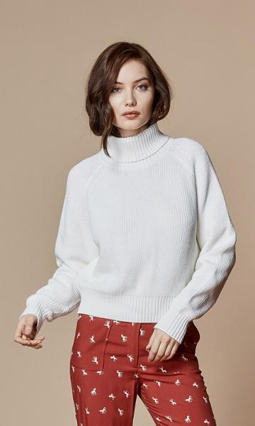 Again Collection - Daphne Turtleneck Sweater In White