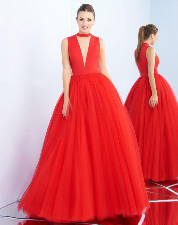 Ieena For Mac Duggal - 25893i Choker Accented Plunging V-neck Ballgown