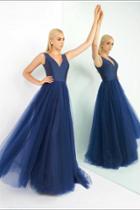 Ieena Duggal - Sleeveless Gown Style 48564i