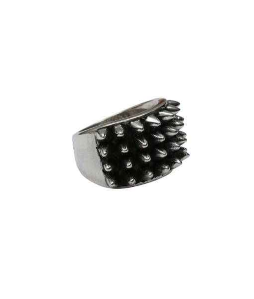 Femme Metale Jewelry - Spike Strip Ring