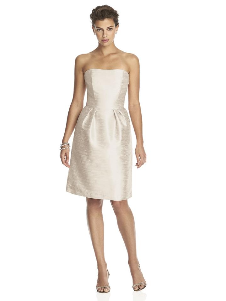 Alfred Sung - D614 Bridesmaid Dress In Champagne