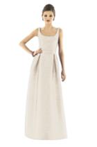 Alfred Sung - D565 Bridesmaid Dress In Champagne