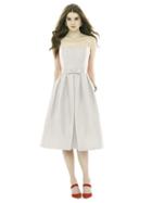 Alfred Sung - D717 Bridesmaid Dress In Snow White