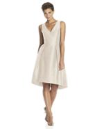 Alfred Sung - D586 Bridesmaid Dress In Champagne