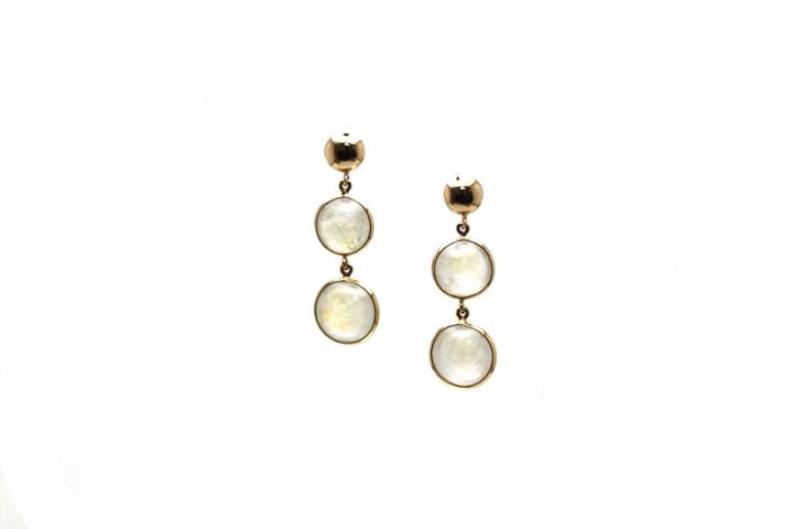 Tresor Collection - 18k Yellow Gold Earring With Rainbow Moonstone Smooth Round 4811809156