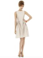 Alfred Sung - D679 Bridesmaid Dress In Champagne