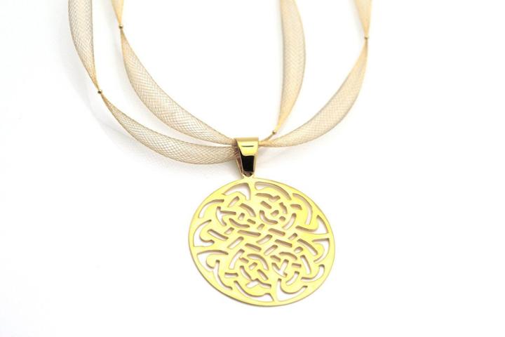 Tresor Collection - Logo Pendant In 18k Yellow Gold - Shiny Finsih