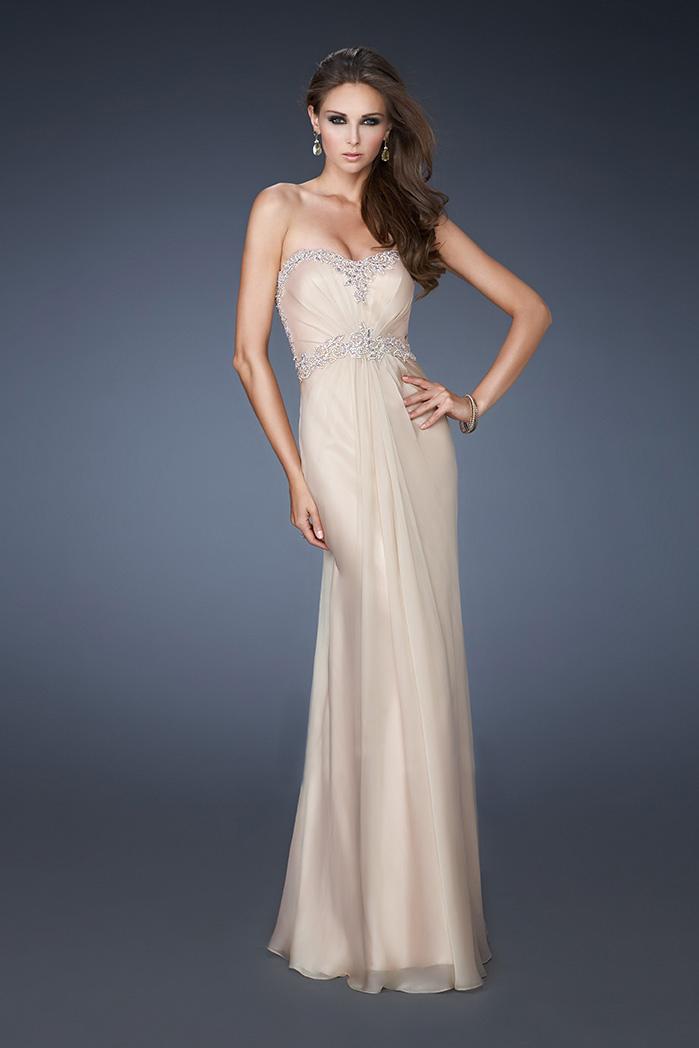 La Femme - 18542 Bedazzled Sweetheart Chiffon Gown