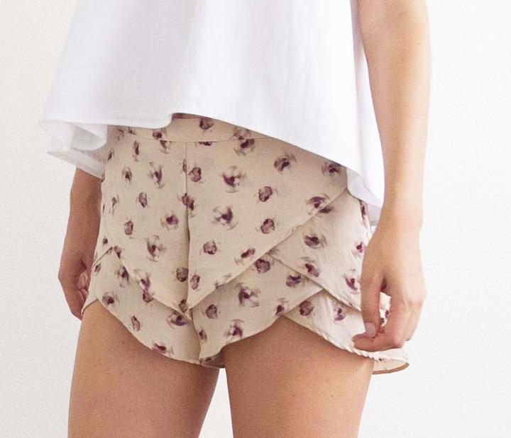 Merrit Charles - Natalia Shorts Spring Blossom Small