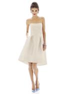 Alfred Sung - D580 Bridesmaid Dress In Champagne