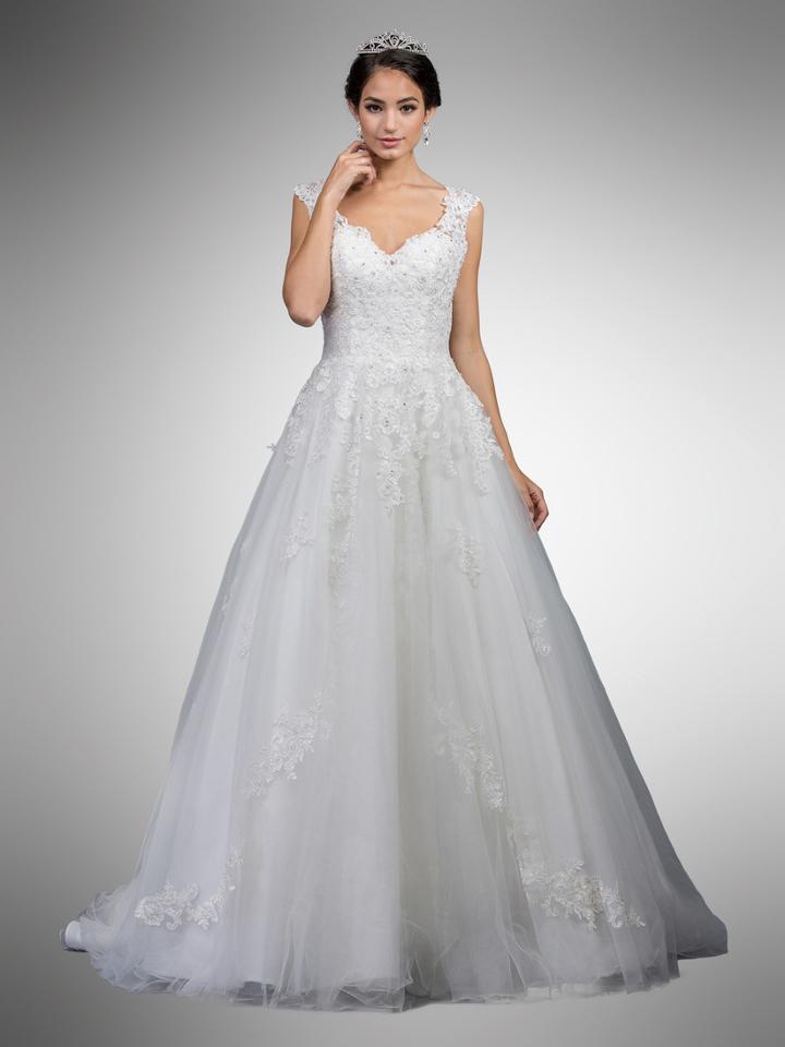Dancing Queen - 19 Lace Embroidered V-neck Ballgown