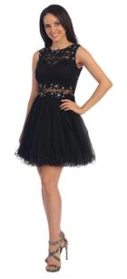 Dancing Queen - Sleeveless Lace Illusion Tulle Short Prom Dress 9080