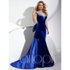 Panoply - Sparkling V-neckline Velvet Trumpet Evening Gown