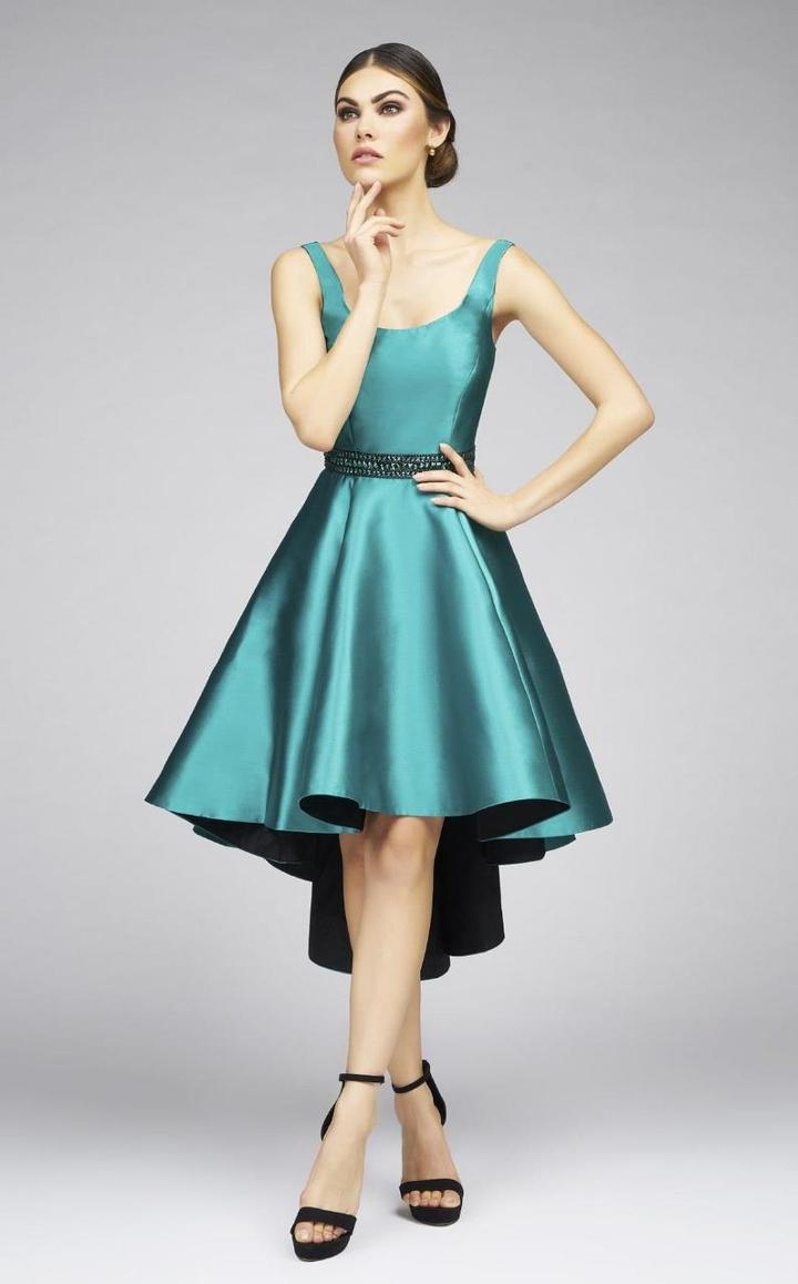 Ieena For Mac Duggal - 25012 V Neck Cocktail Dress In Emerald Green