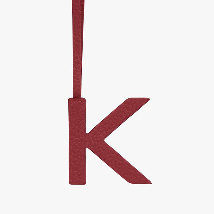 Women's Letter Charm In Ruby/nude | Size: K | Pebbled Leather By Cuyana