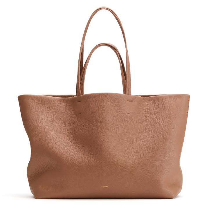 Women's Classic Easy Tote Bag In Caramel | Size: Classic | Pebbled Leather By Cuyana