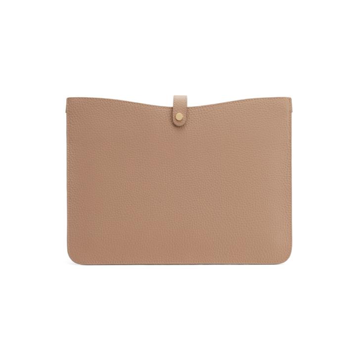 Women's System Laptop Sleeve In Cappuccino | Size: 16 | Pebbled Leather By Cuyana