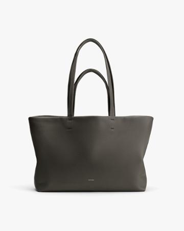 Women's Small Easy Tote Bag In Dark Olive | Pebbled Leather By Cuyana