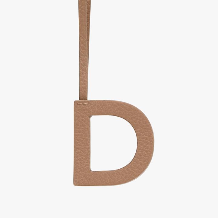 Women's Letter Charm In Cappuccino/ecru | Size: D | Pebbled Leather By Cuyana
