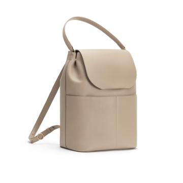 Women's Leather Backpack In Stone | Size: 16 | Pebbled Leather By Cuyana